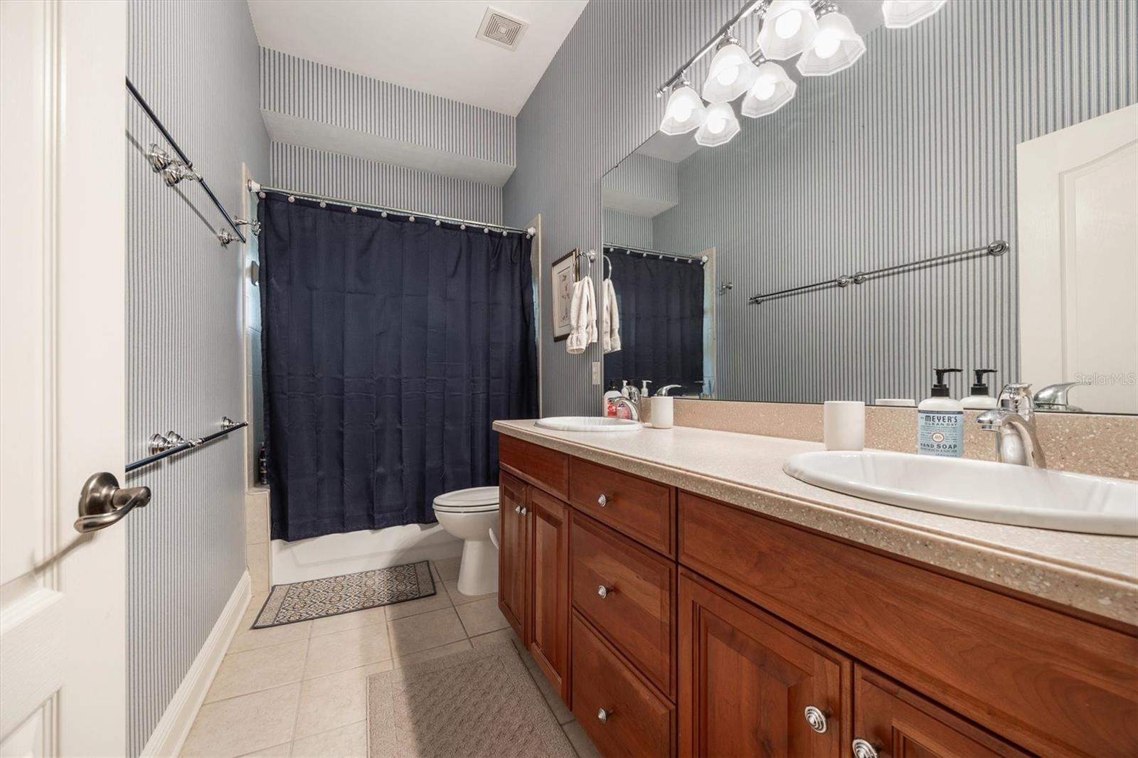 Image 36 of 52 For 8572 12th Lane