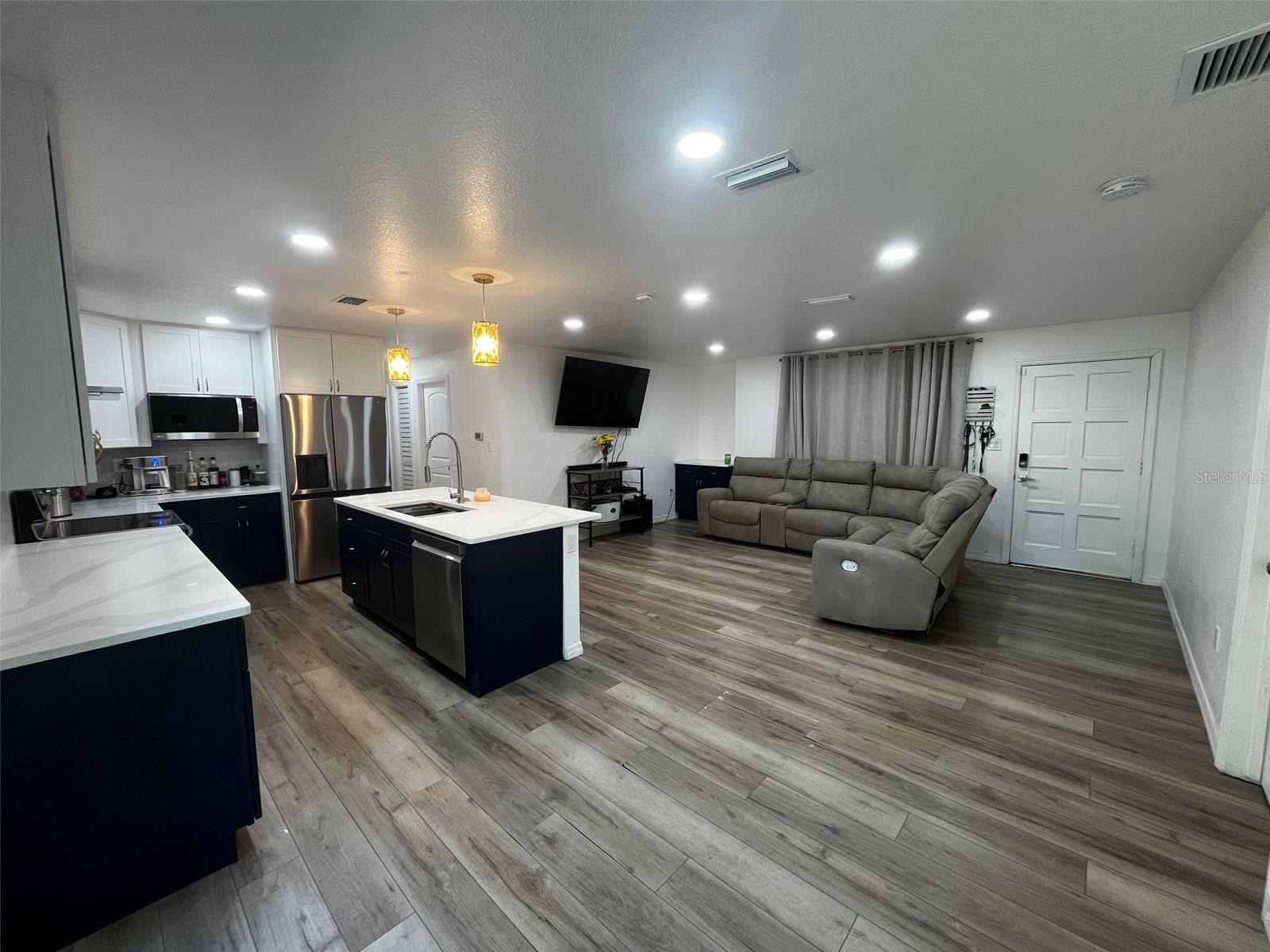 Image 4 of 31 For 4302 21st Drive