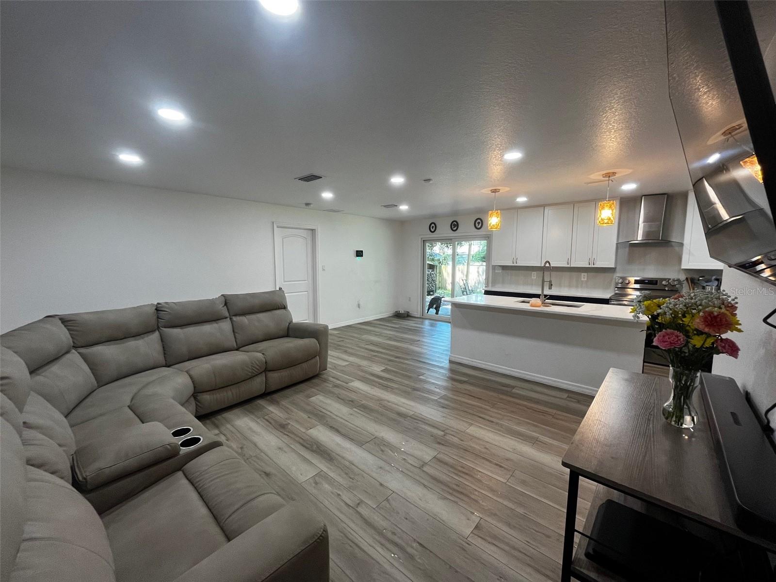 Image 5 of 31 For 4302 21st Drive