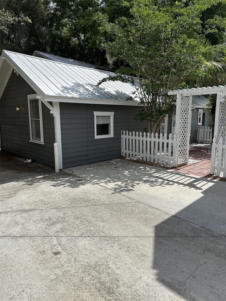 Image 17 of 20 For 205 Voorhis Avenue