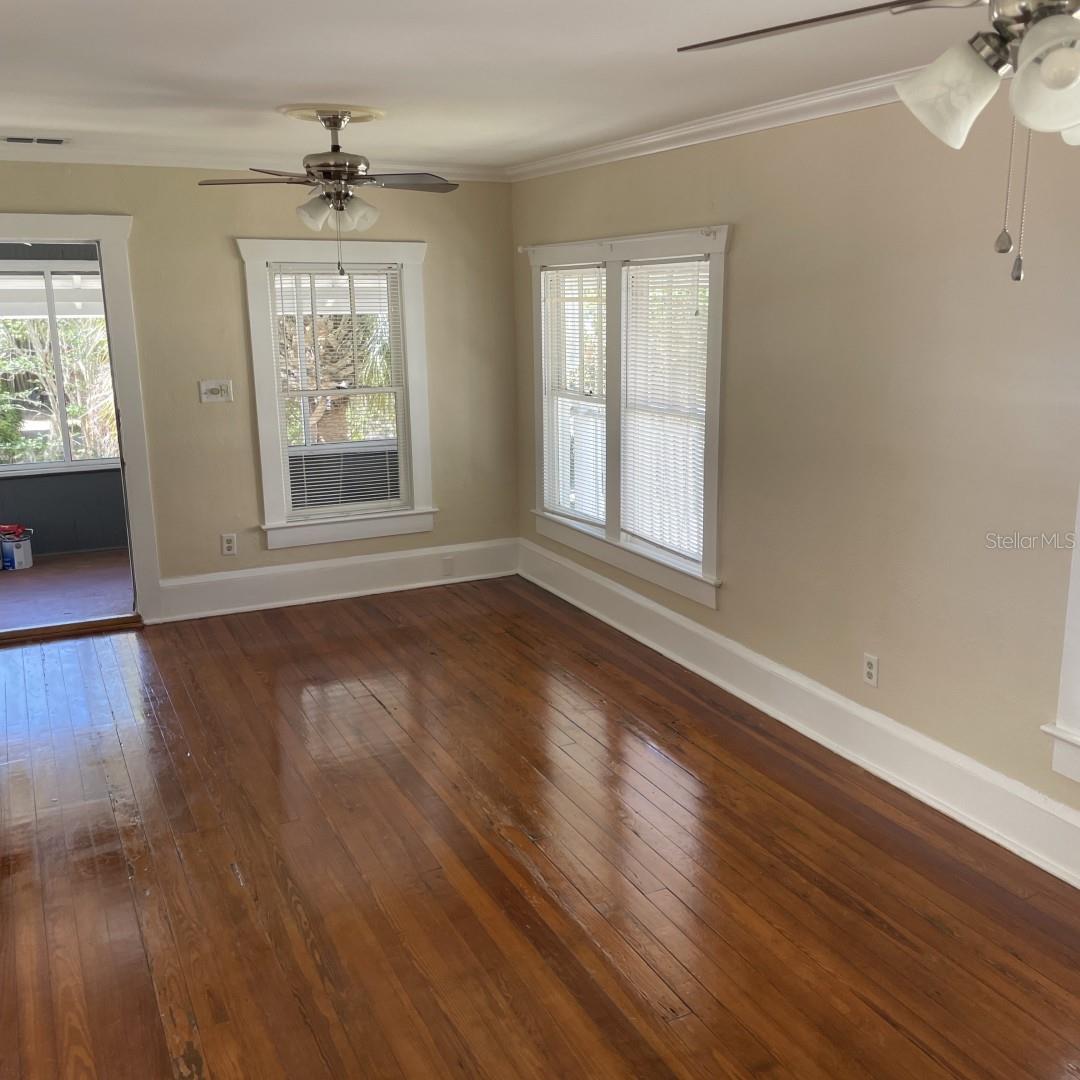 Image 7 of 20 For 205 Voorhis Avenue