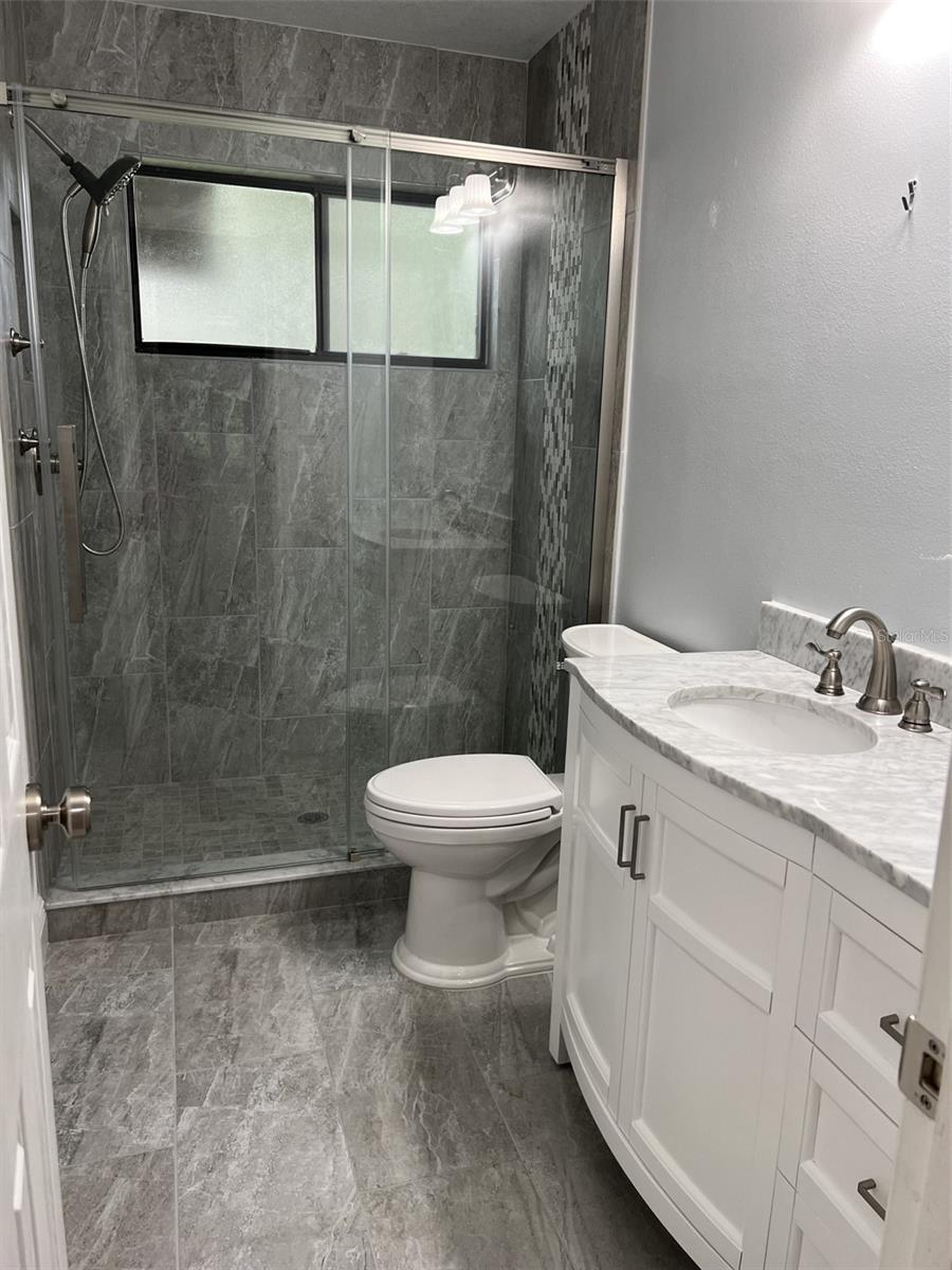 Image 3 of 27 For 940 Village Green Road 2