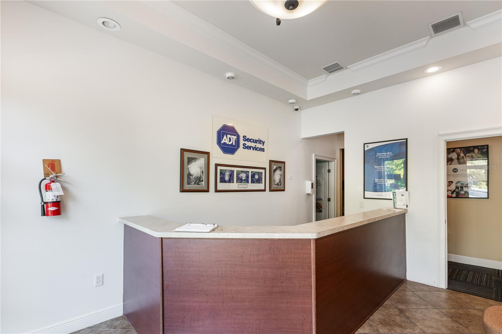 Image 31 of 50 For 3205 47th Avenue