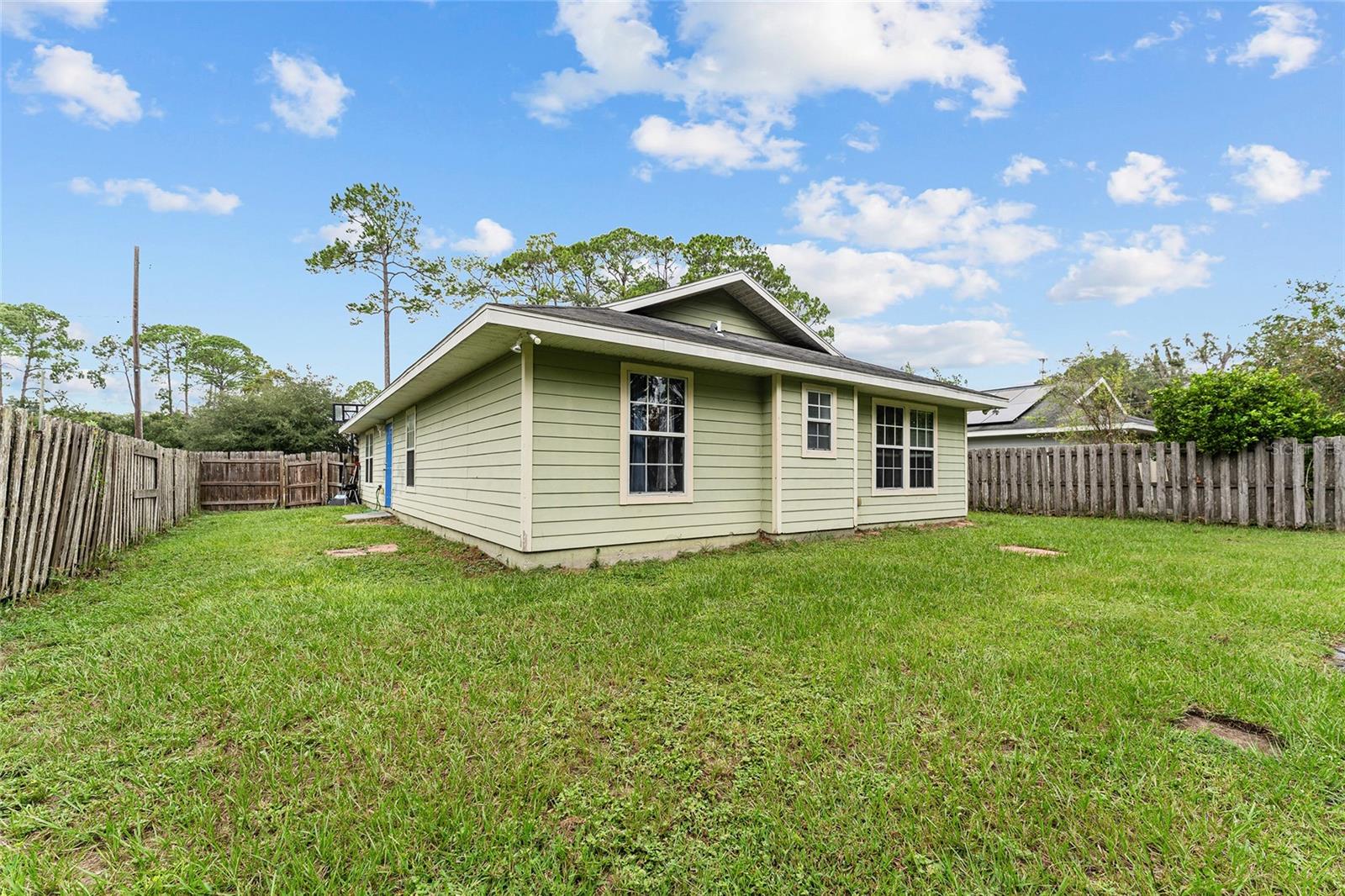 Image 39 of 68 For 737 18th Street