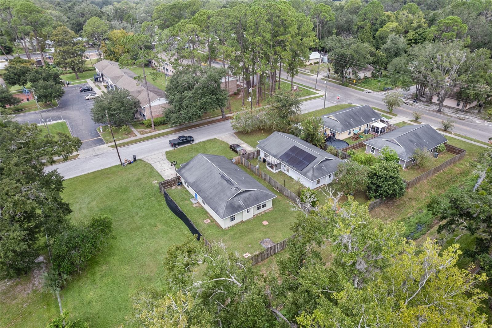 Image 45 of 68 For 737 18th Street