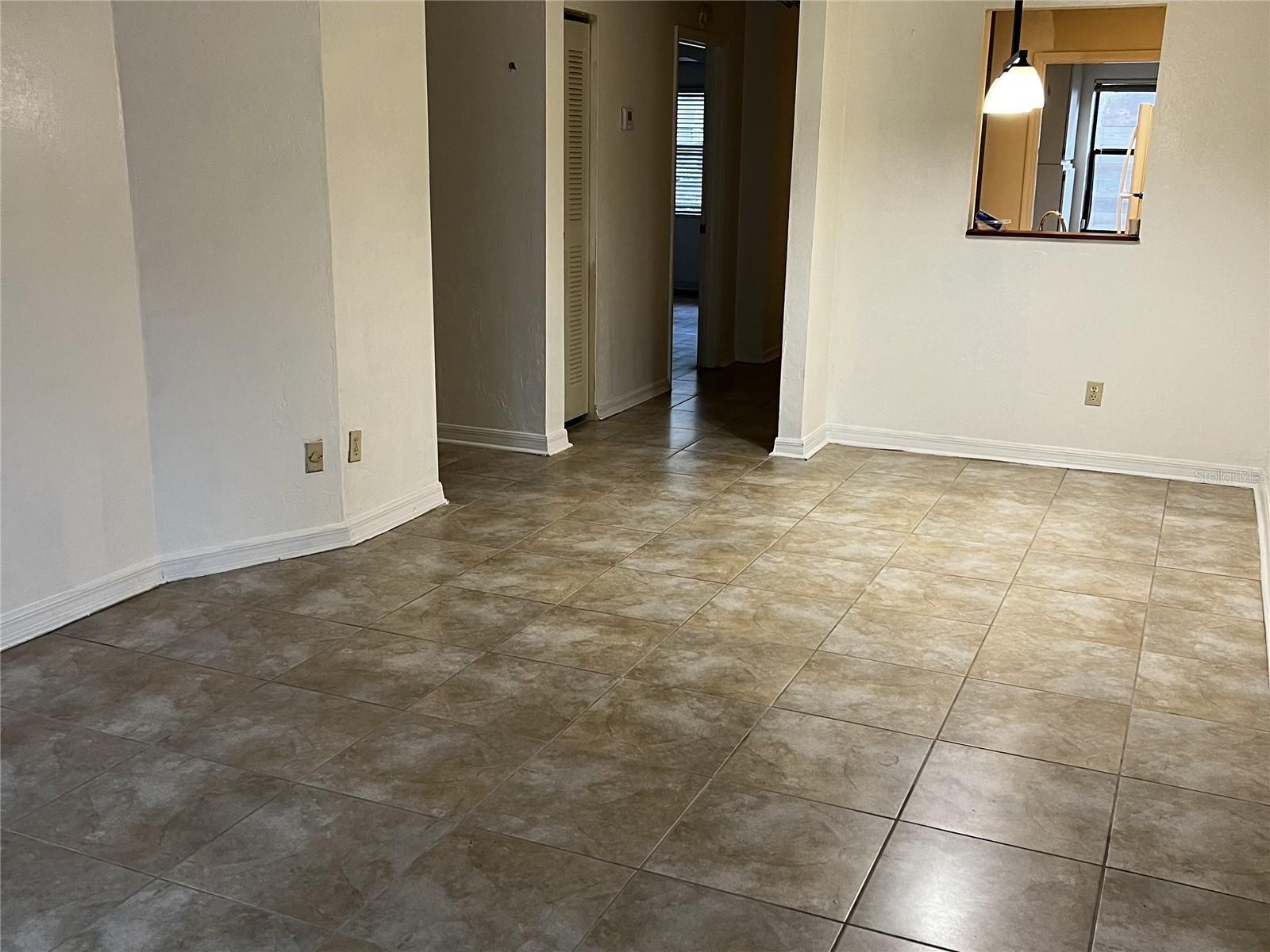 Image 5 of 12 For 3401 52nd Terrace