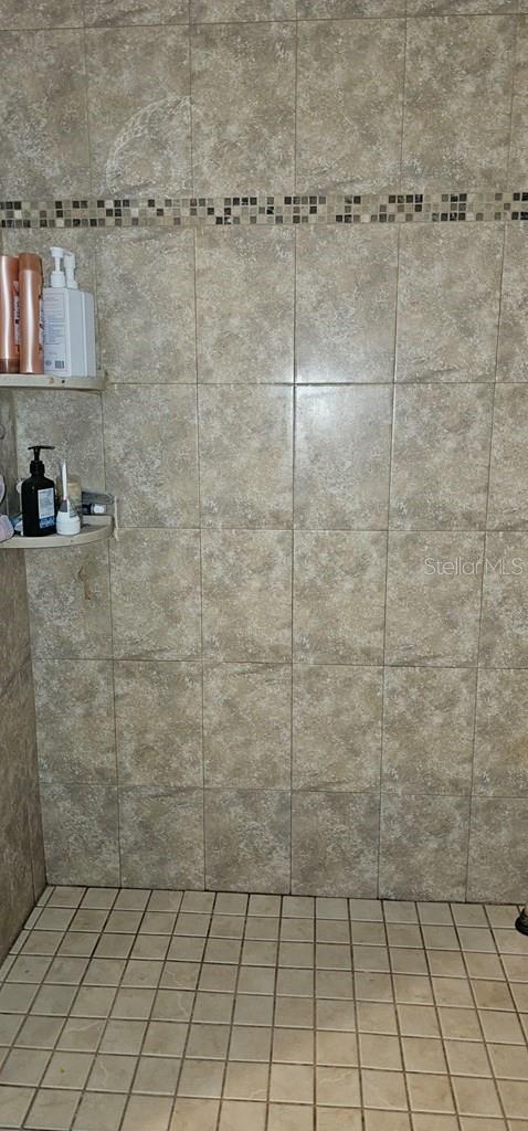 Image 17 of 21 For 8470 120th Street