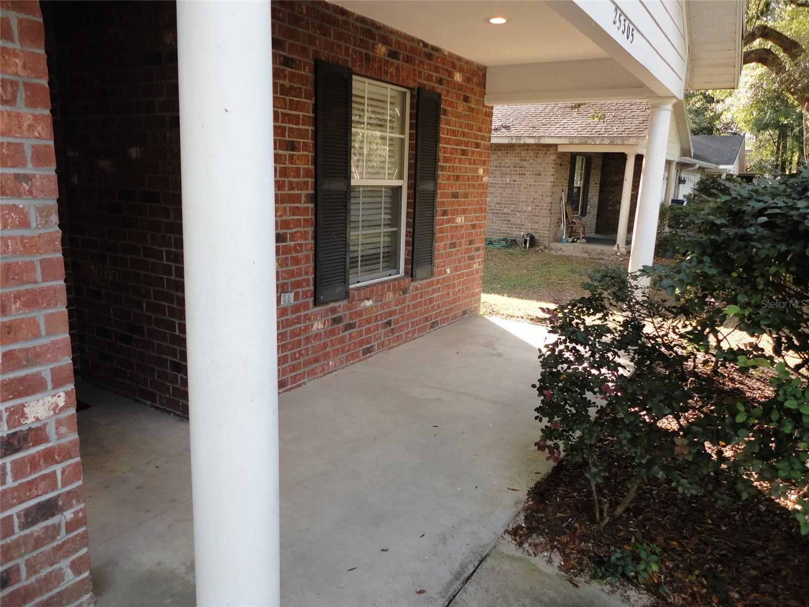 Image 2 of 14 For 25305 15th Avenue