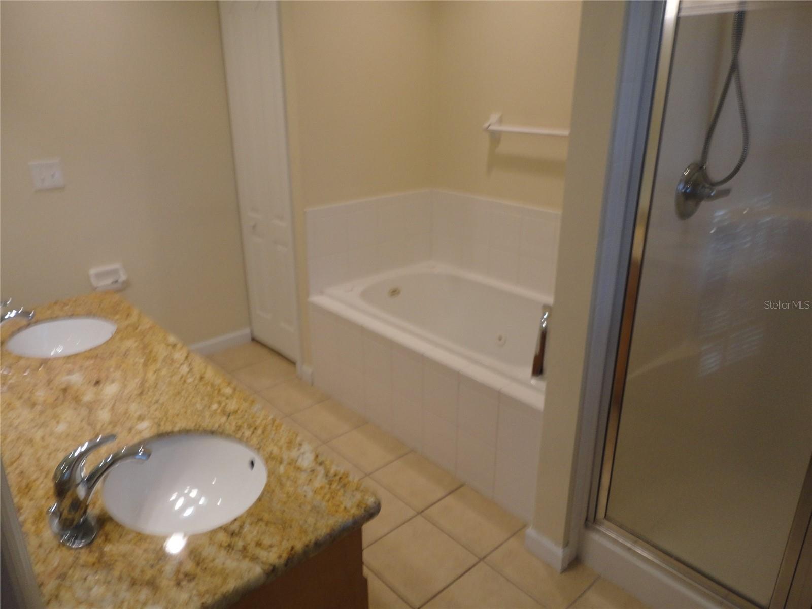Image 8 of 14 For 25305 15th Avenue