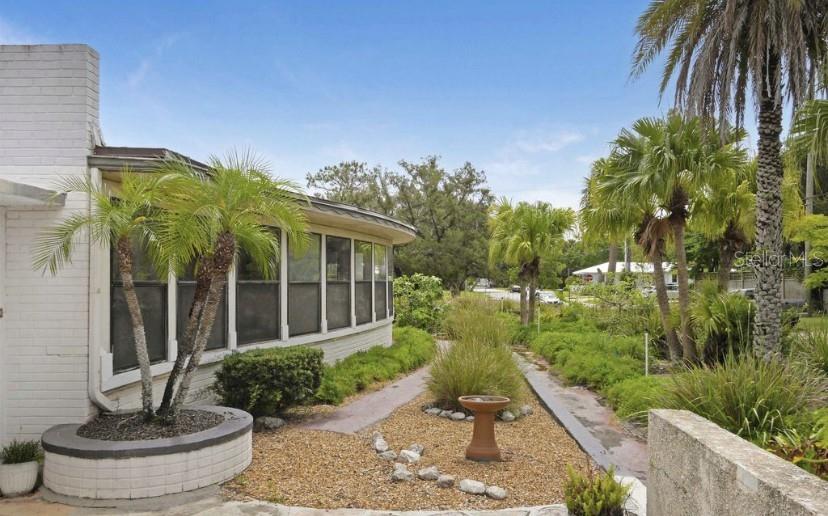 Image 2 of 14 For 210 Flagler Boulevard S