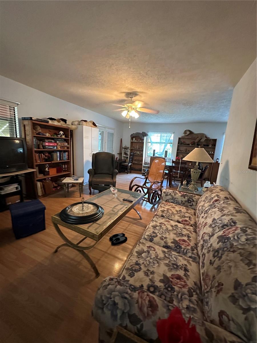 Image 10 of 14 For 8637 42nd Drive