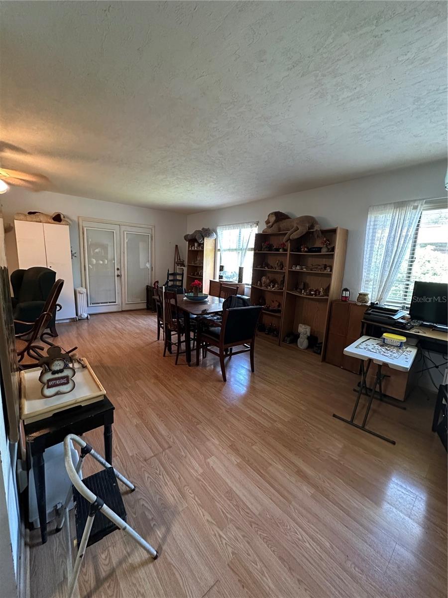 Image 6 of 14 For 8637 42nd Drive