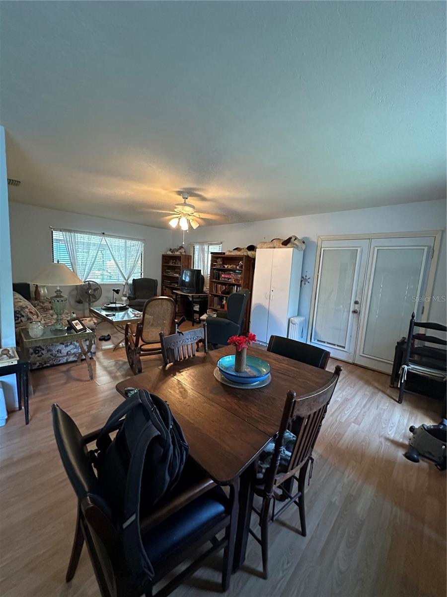 Image 7 of 14 For 8637 42nd Drive
