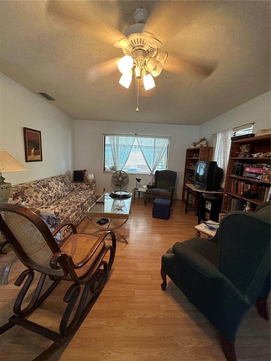Image 9 of 14 For 8637 42nd Drive