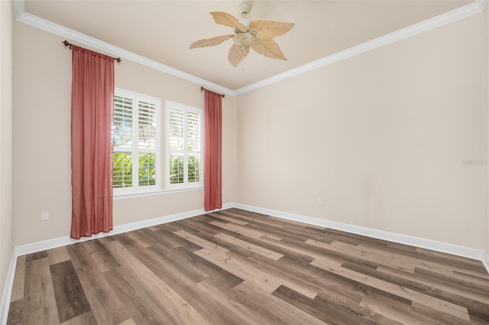 Image 14 of 52 For 9225 26th Avenue