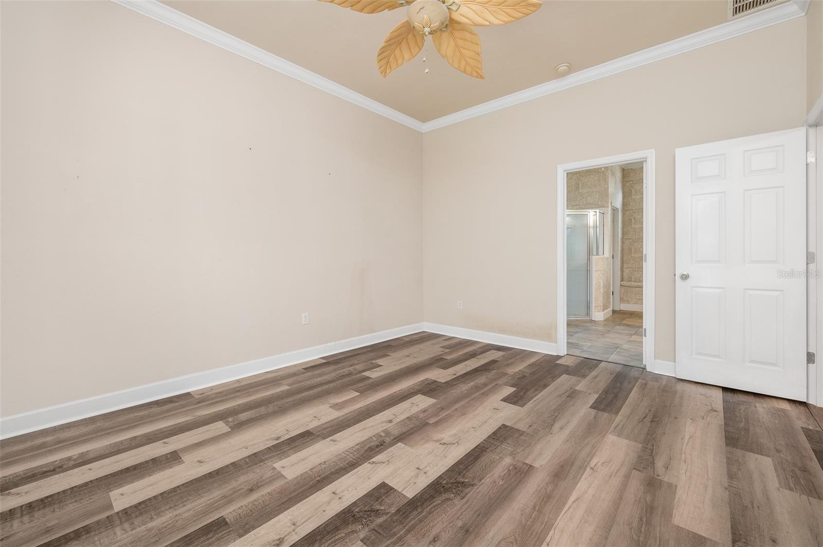 Image 15 of 52 For 9225 26th Avenue