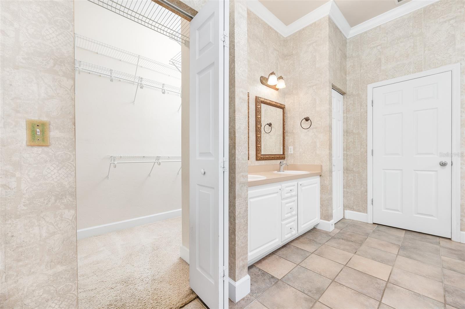 Image 22 of 52 For 9225 26th Avenue