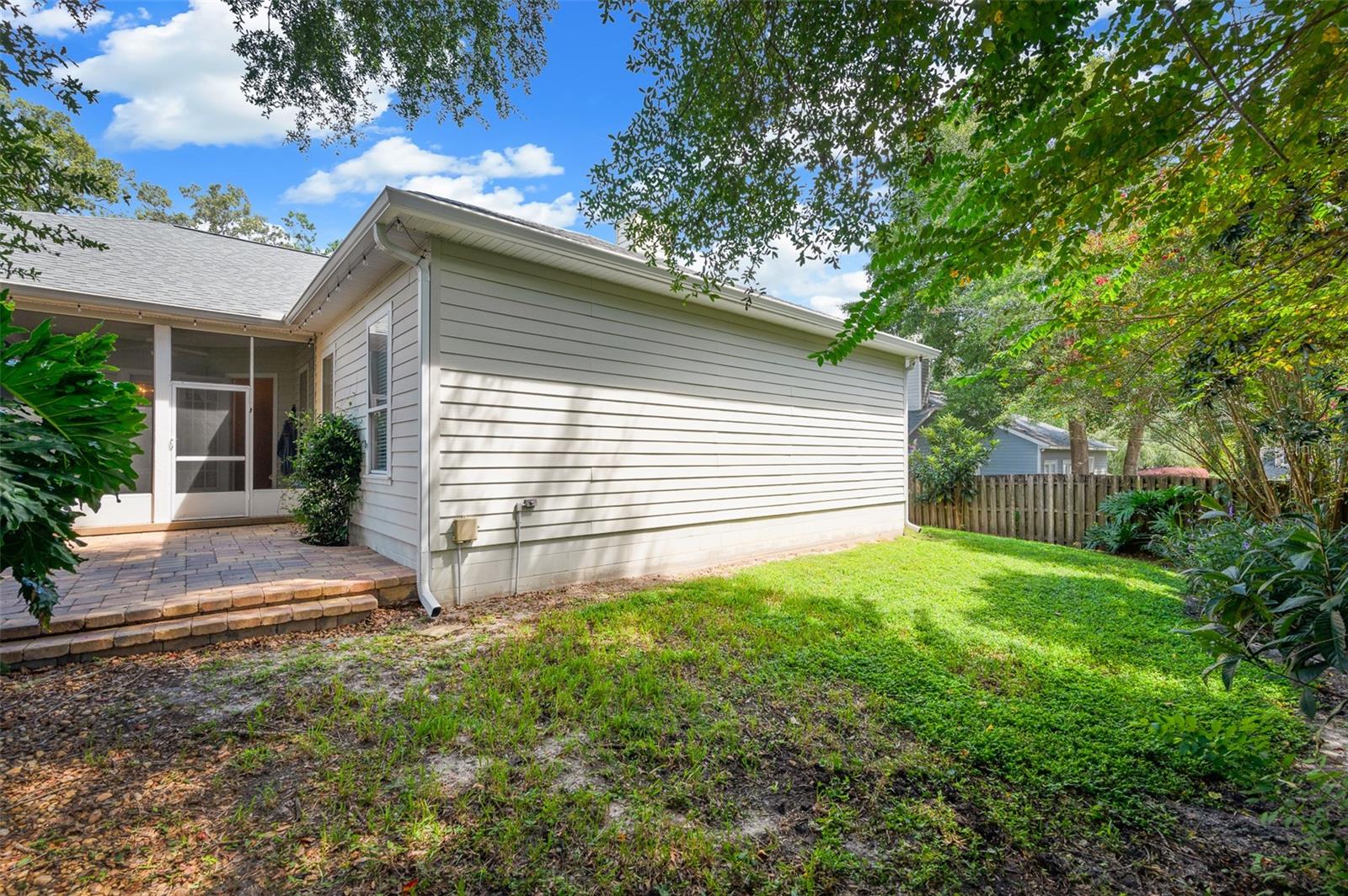 Image 34 of 52 For 9225 26th Avenue