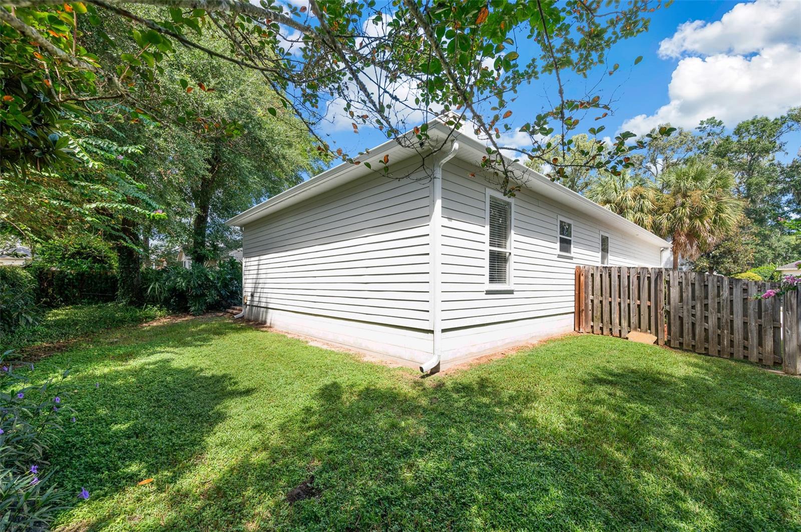 Image 35 of 52 For 9225 26th Avenue