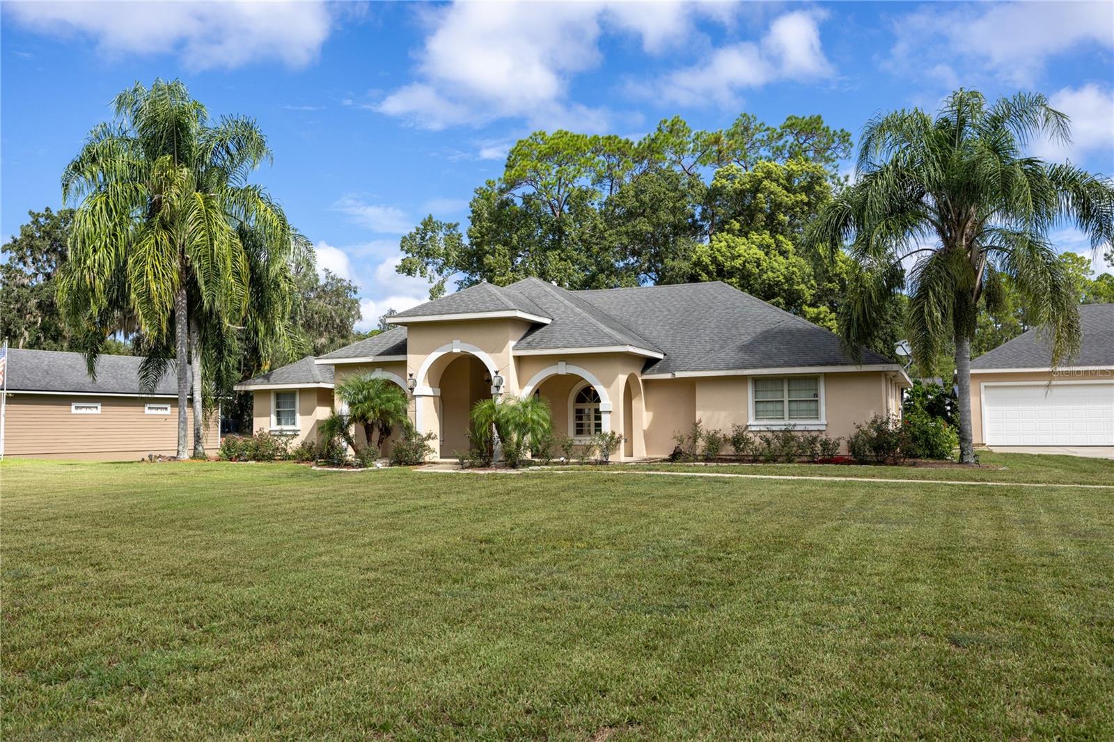 Image 4 of 71 For 8864 Shores Place