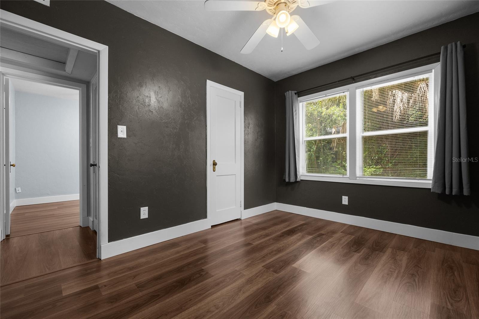Image 11 of 34 For 1019 24th Avenue