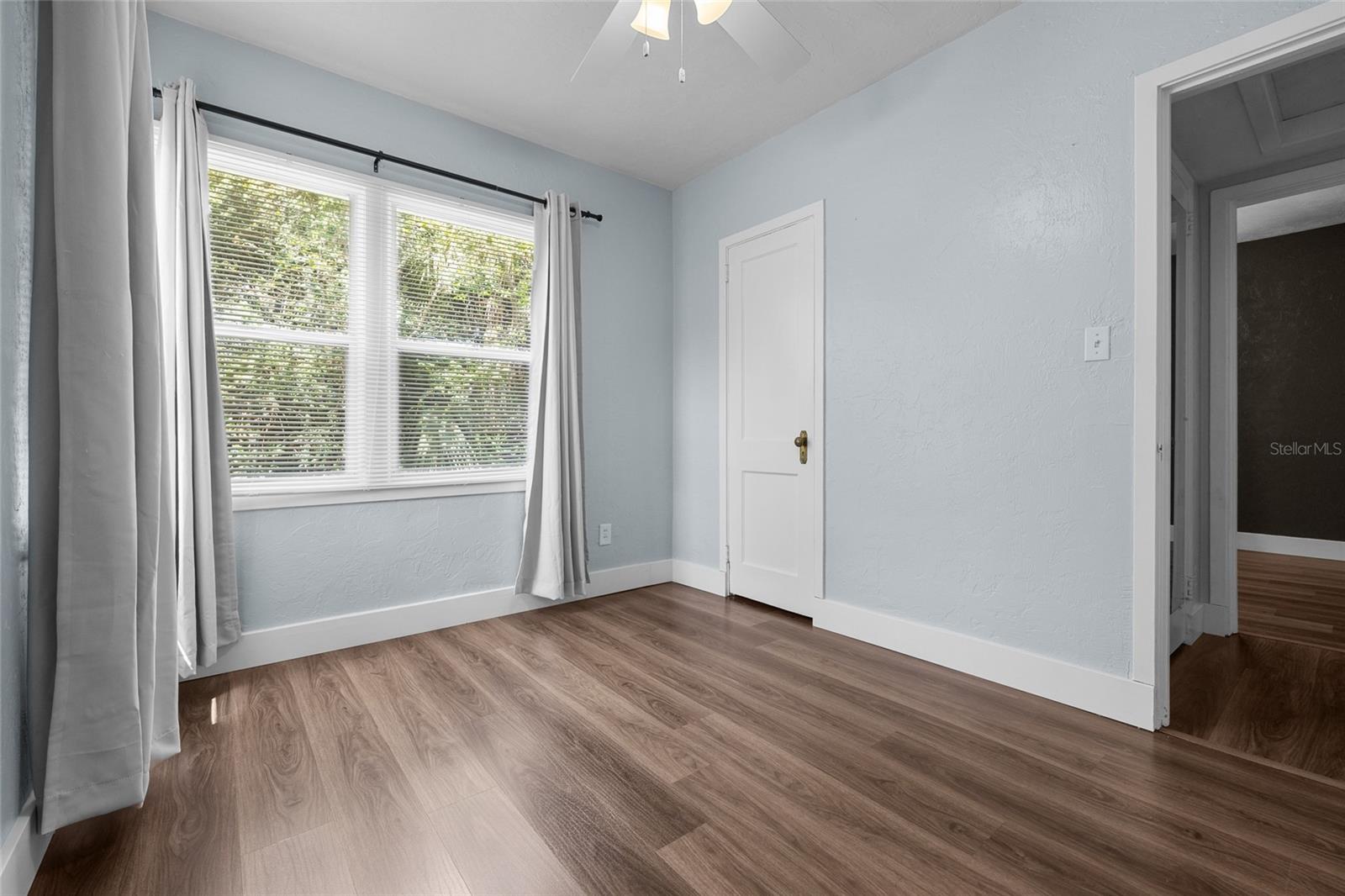 Image 13 of 34 For 1019 24th Avenue