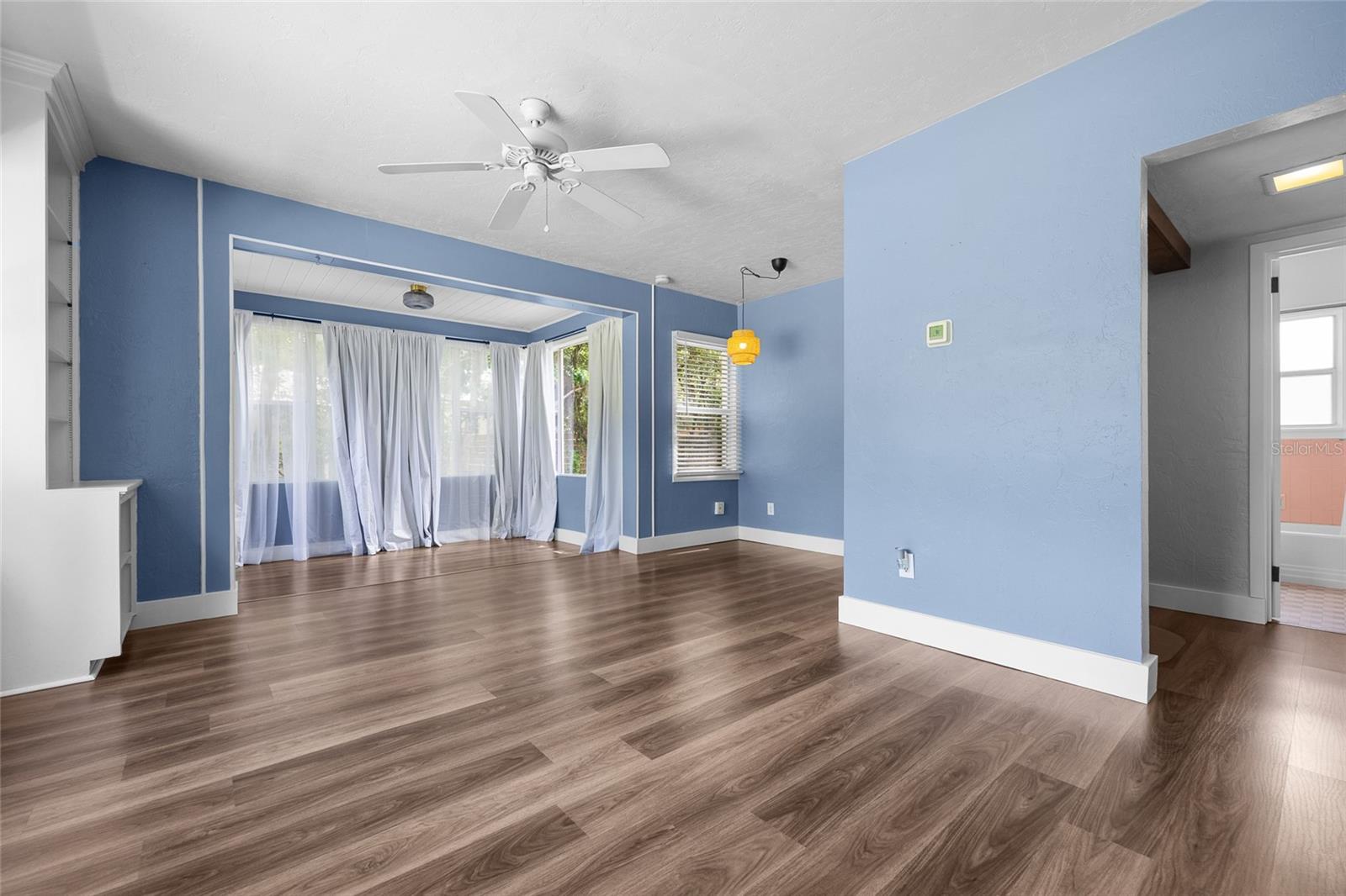 Image 16 of 34 For 1019 24th Avenue