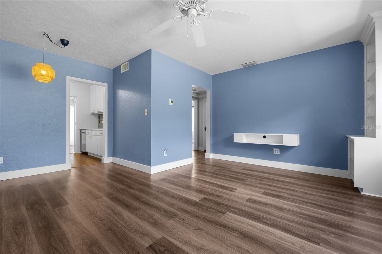 Image 17 of 34 For 1019 24th Avenue