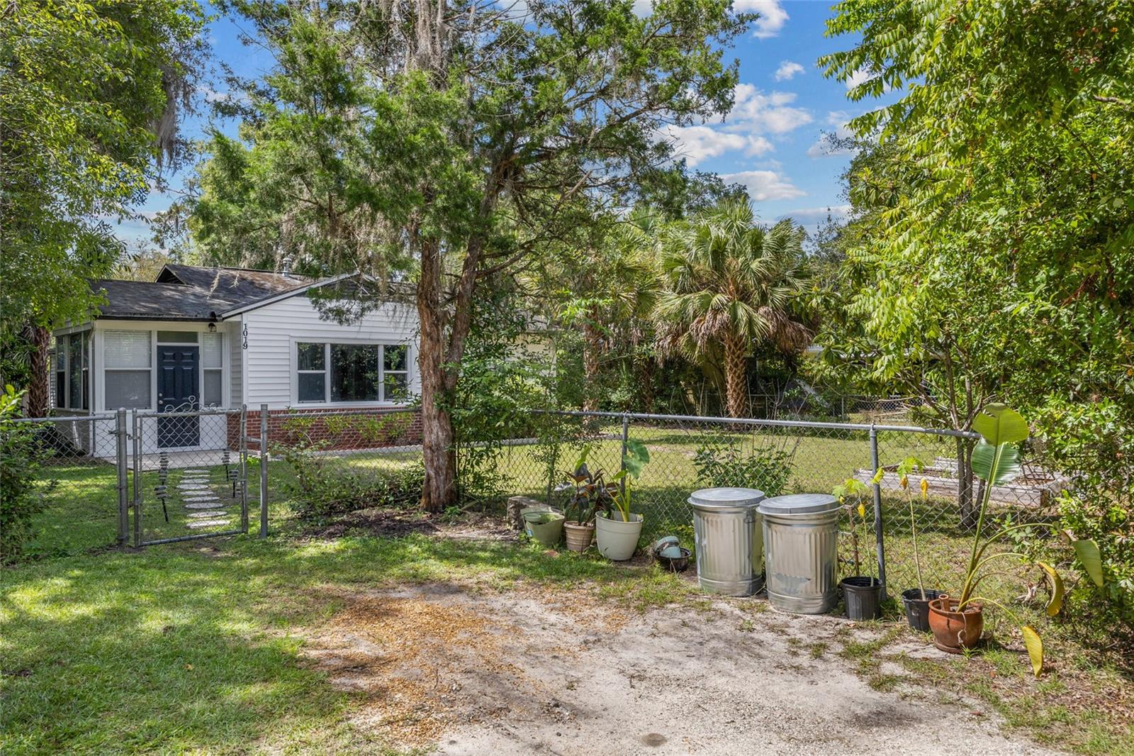 Image 5 of 34 For 1019 24th Avenue