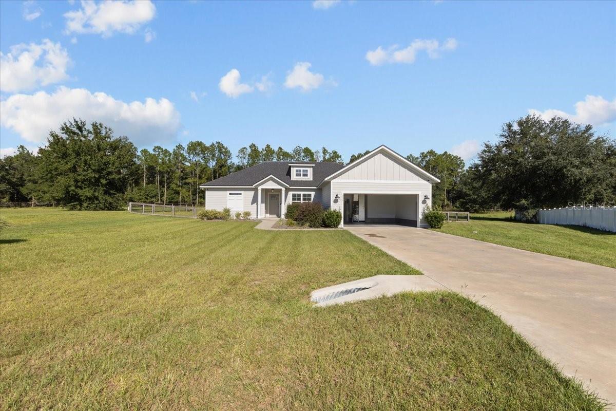 Image 44 of 50 For 335 Arrowbend Drive