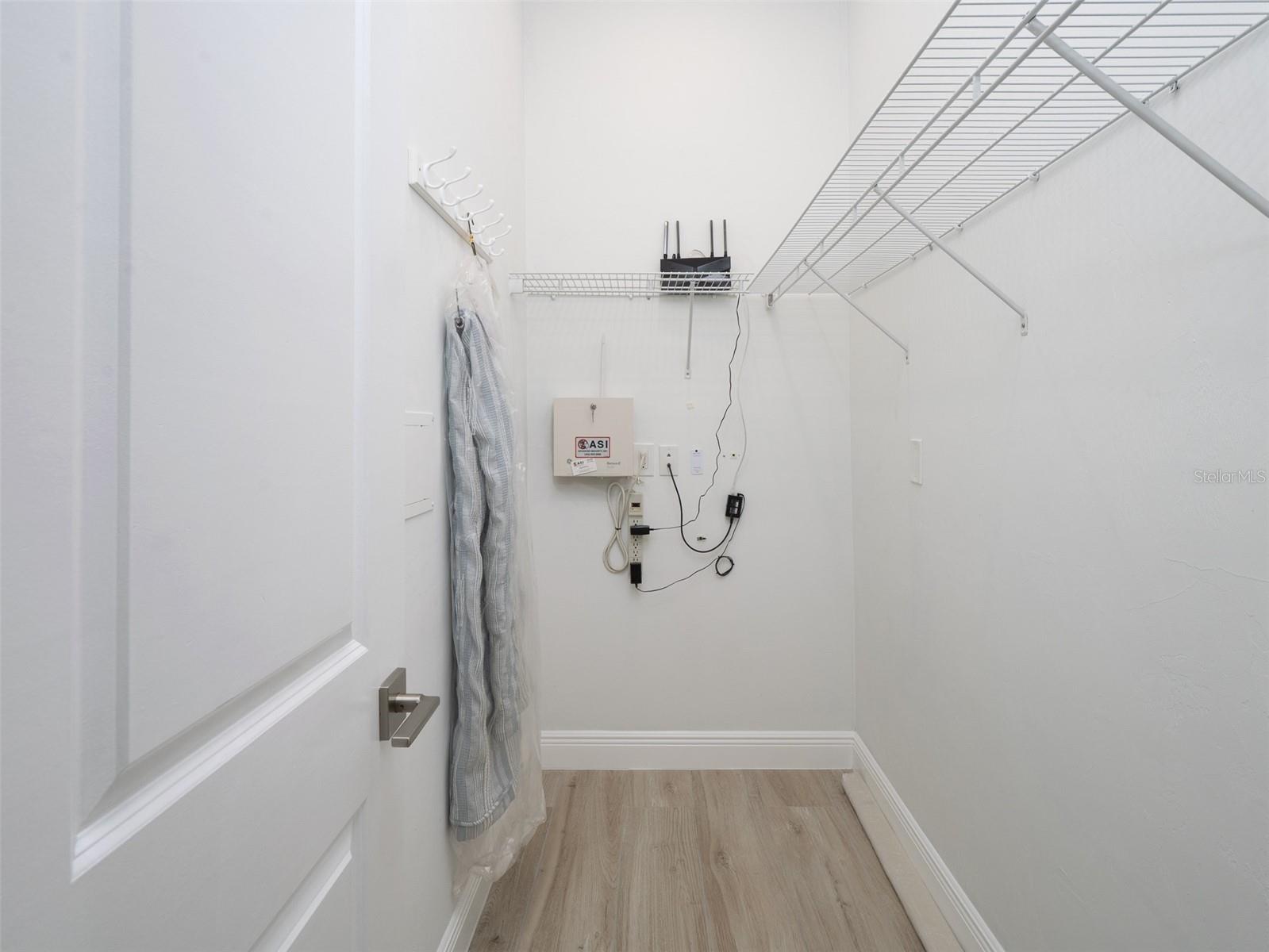 Image 16 of 32 For 1116 50th Drive