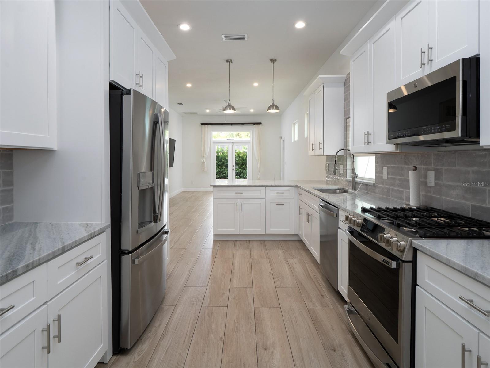 Image 9 of 32 For 1116 50th Drive