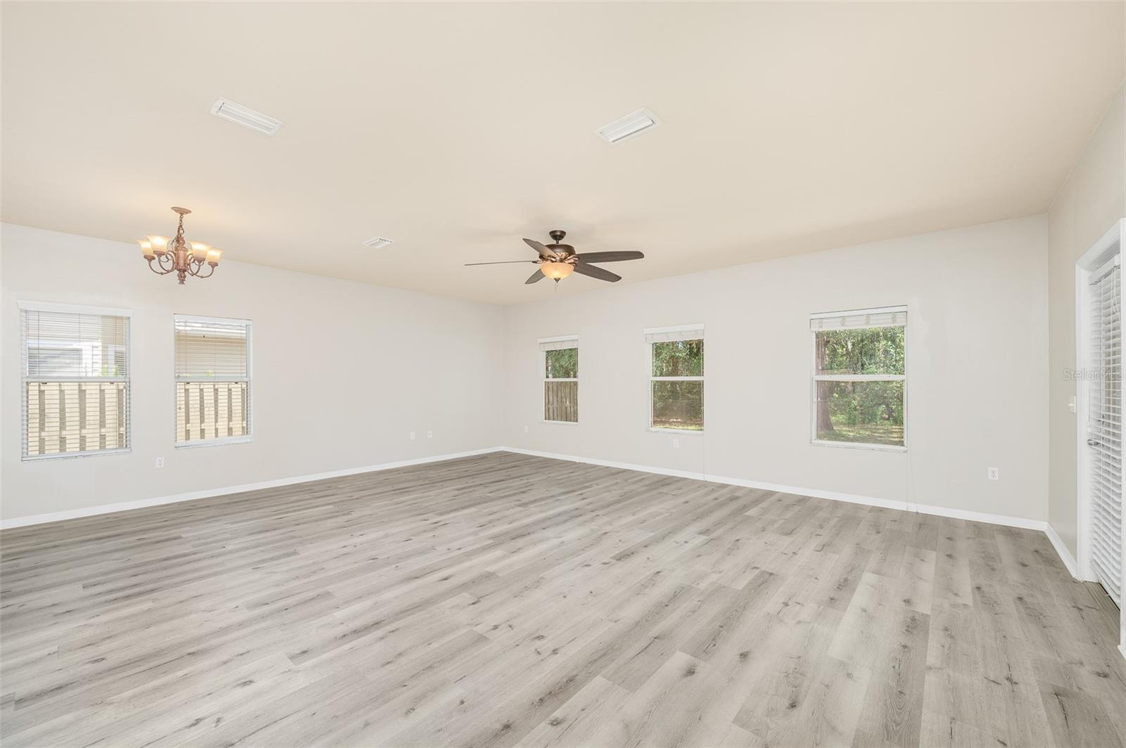 Image 6 of 26 For 7525 84th Drive