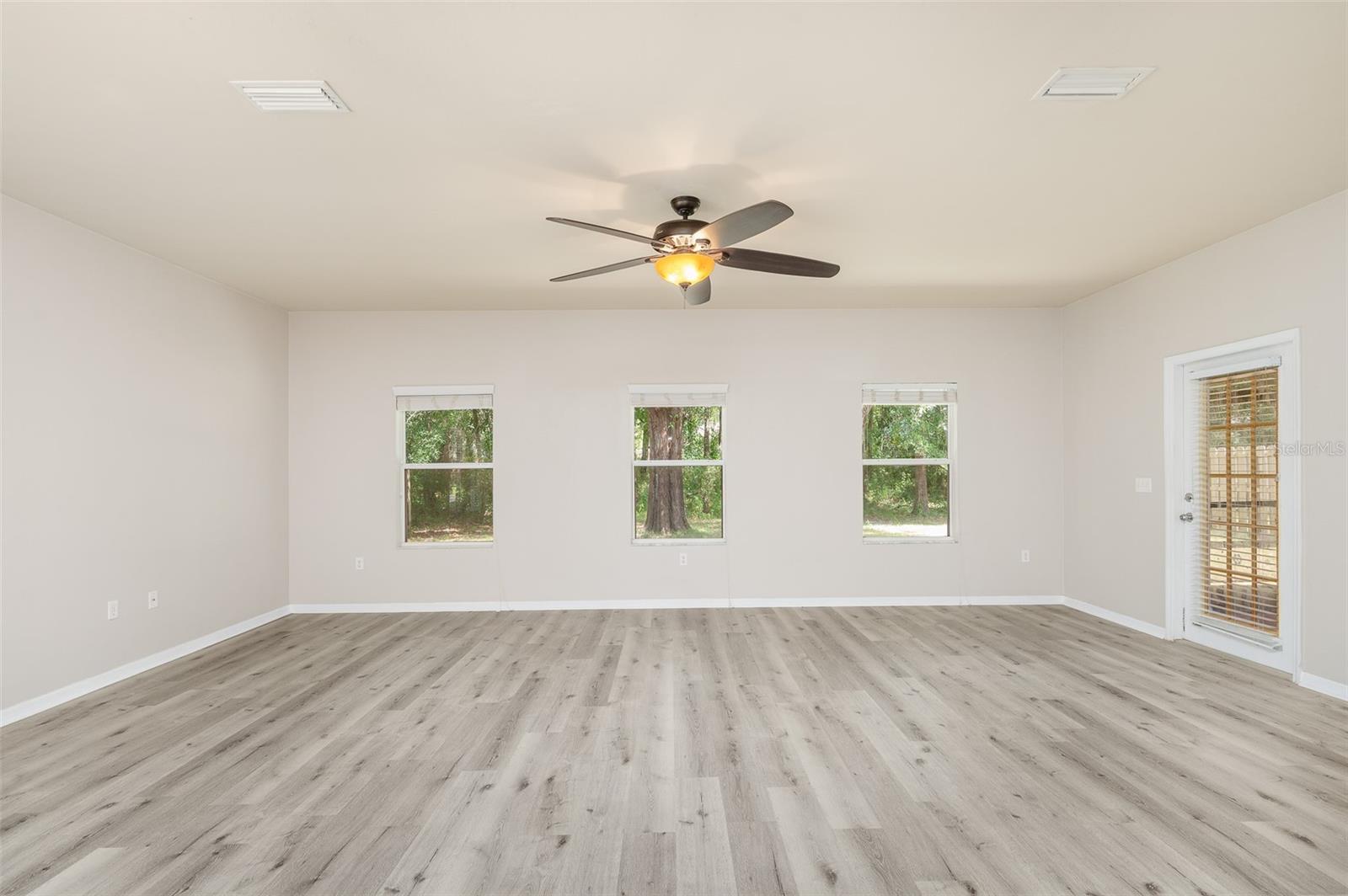Image 7 of 26 For 7525 84th Drive