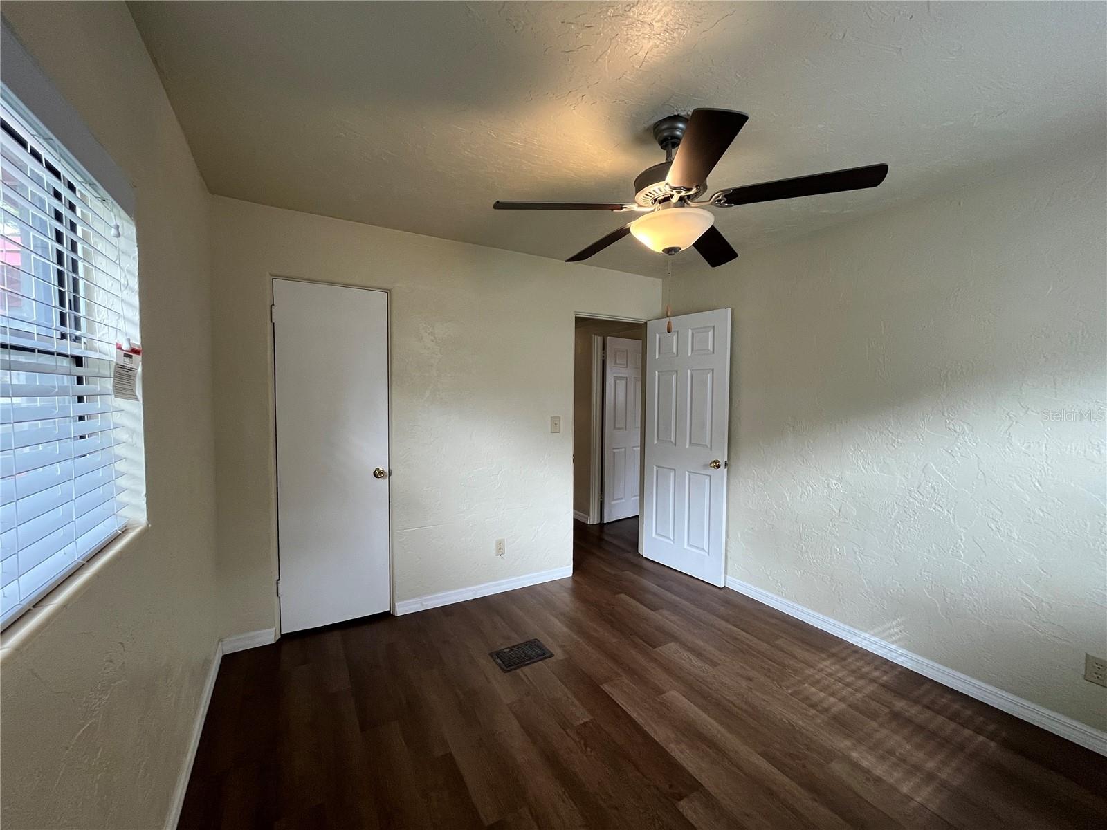 Image 12 of 23 For 501 14th Street
