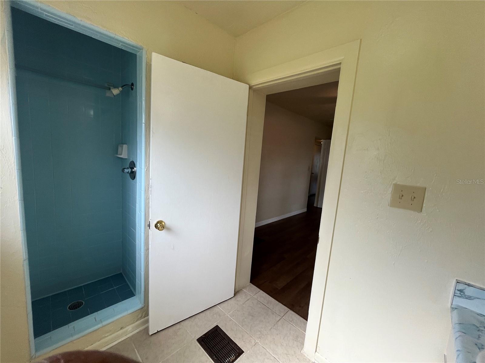 Image 16 of 23 For 501 14th Street