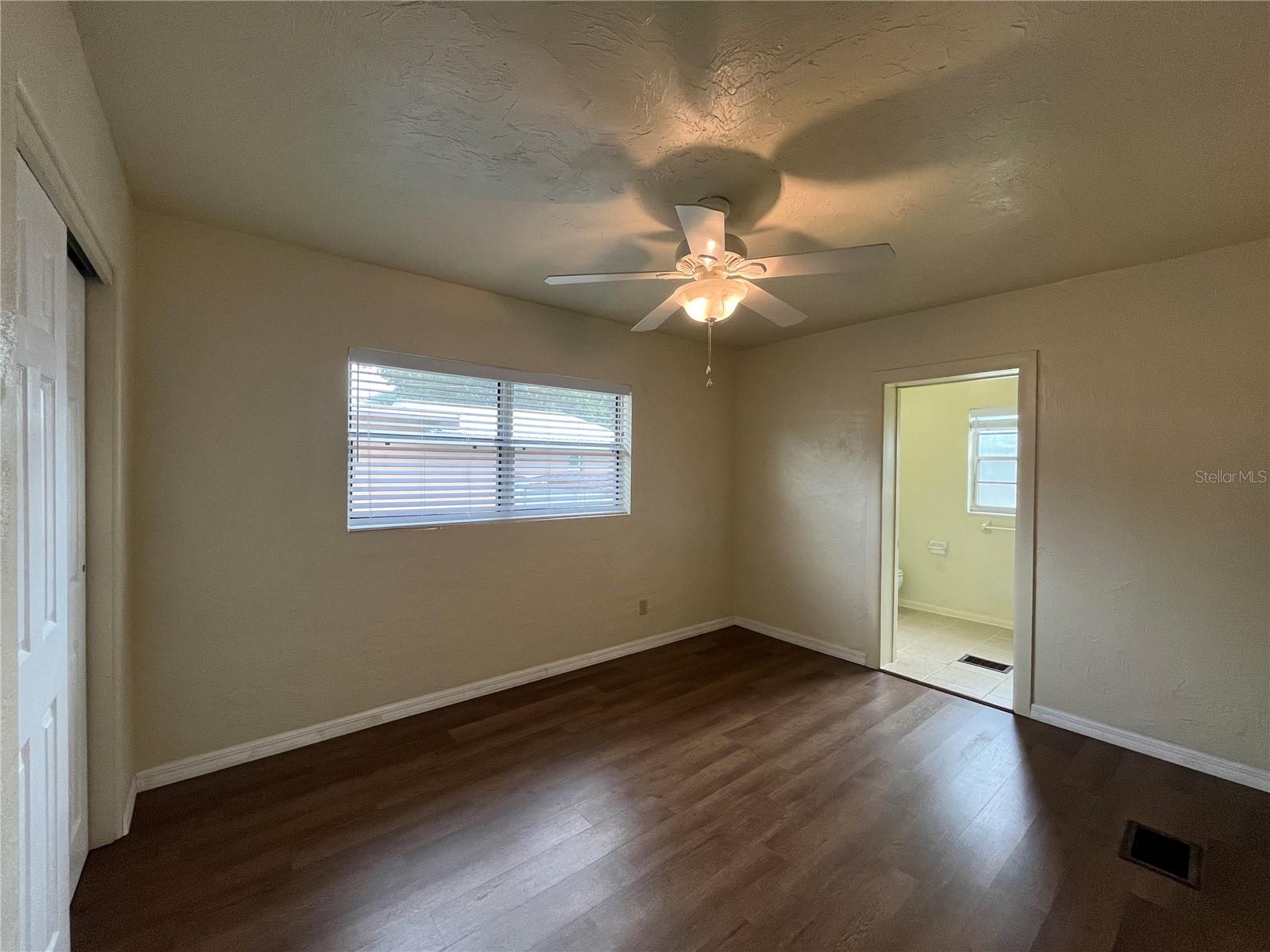 Image 17 of 23 For 501 14th Street