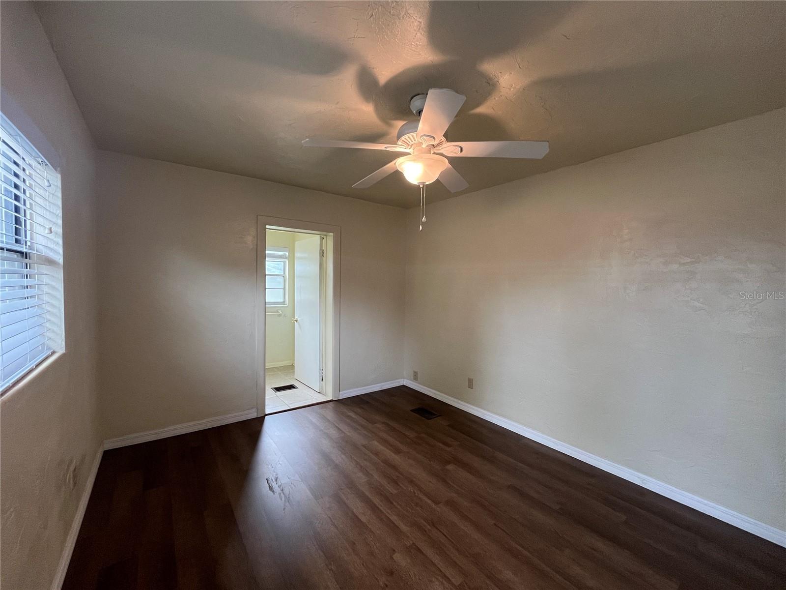 Image 19 of 23 For 501 14th Street