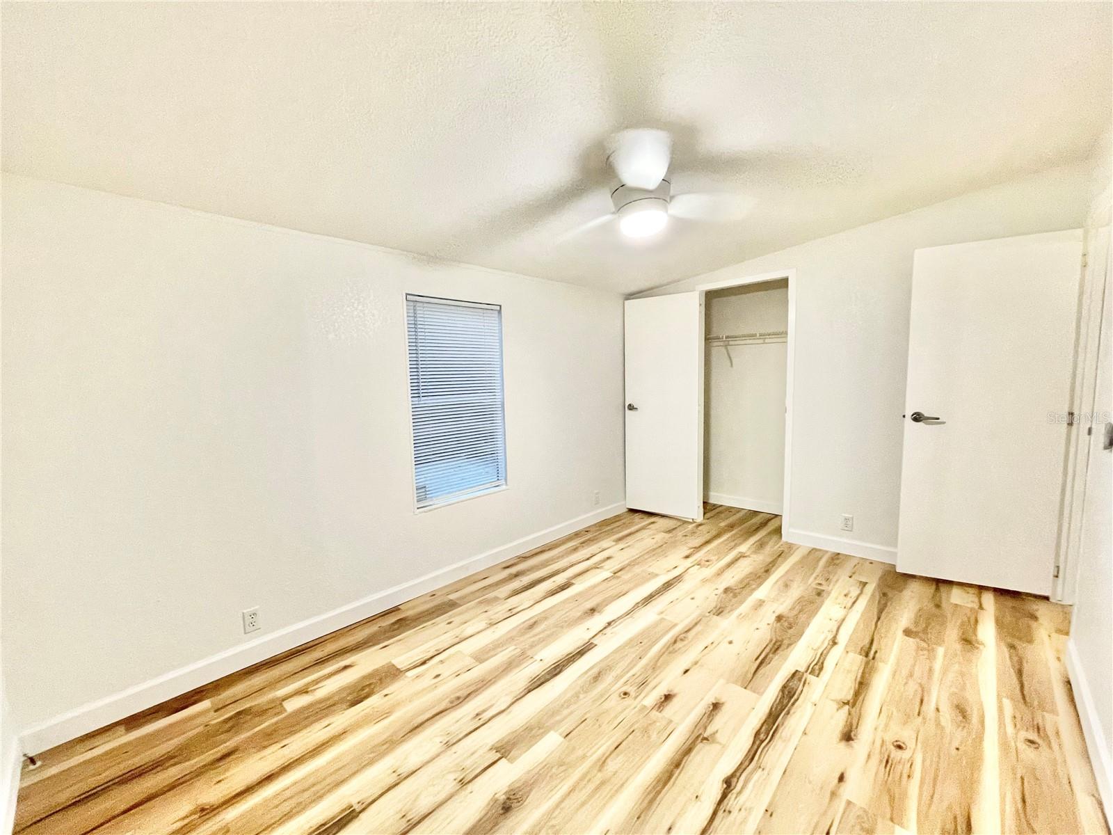 Image 21 of 34 For 13533 147th Avenue