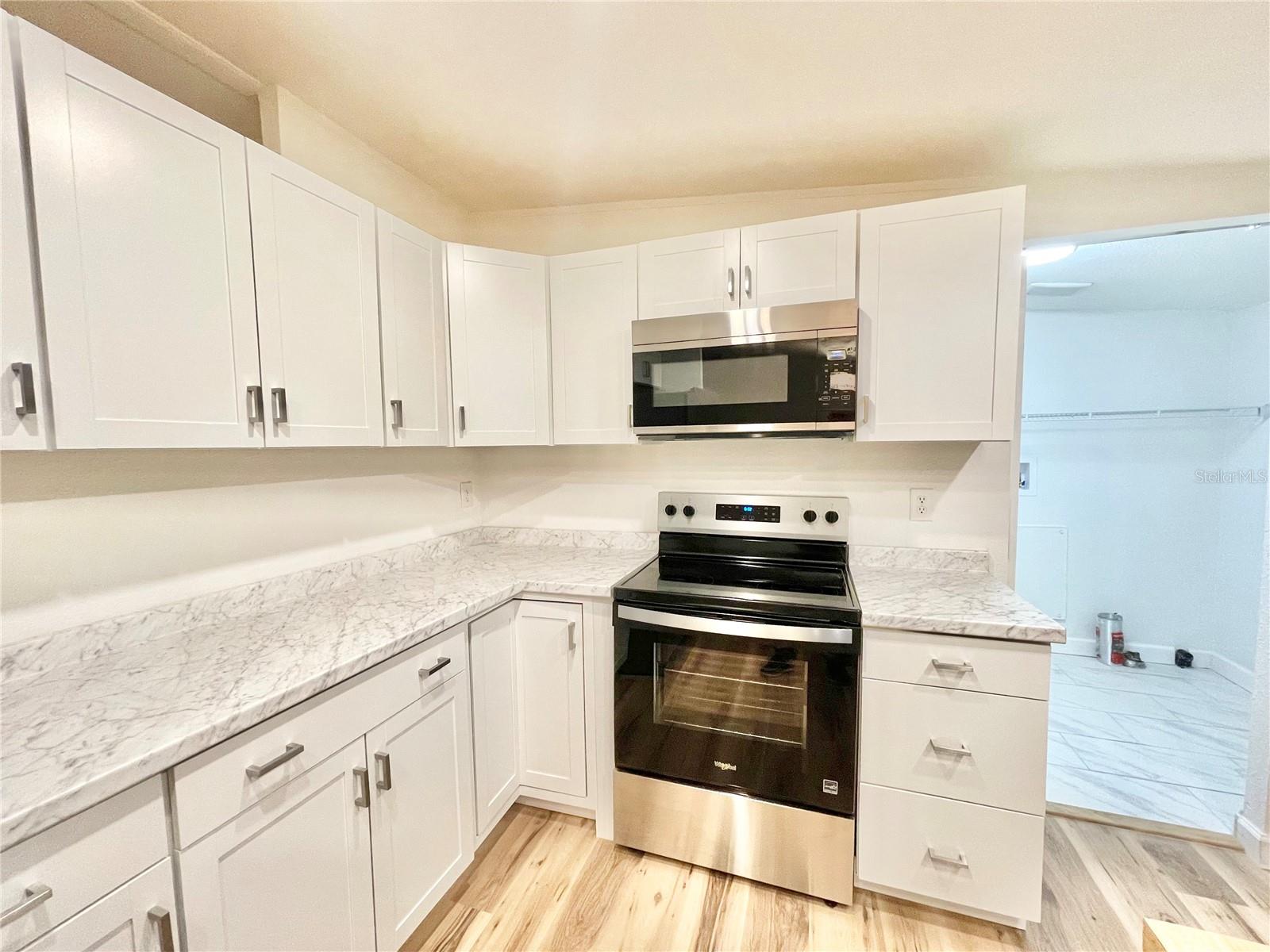 Image 3 of 34 For 13533 147th Avenue