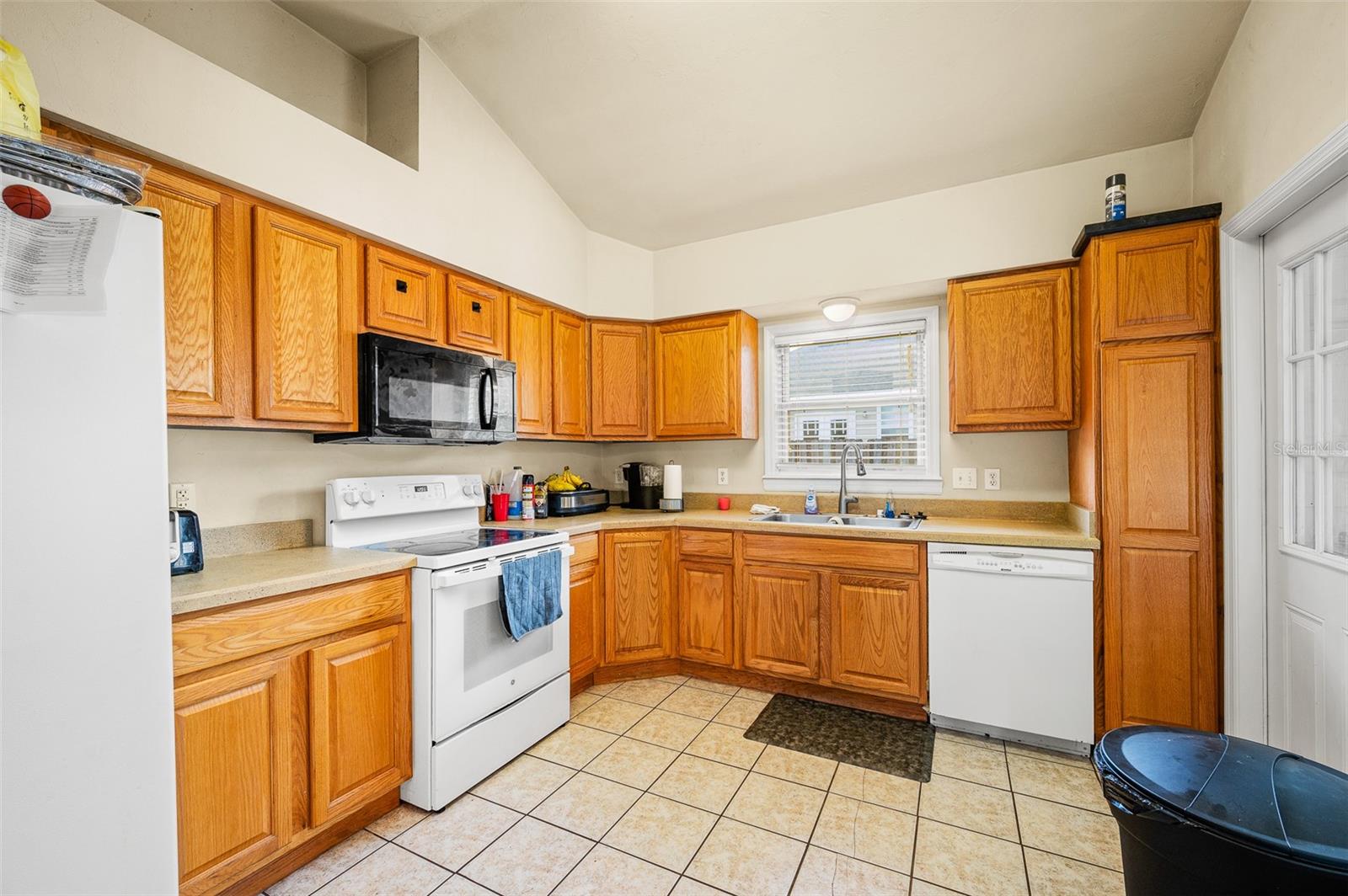 Image 10 of 32 For 7634 88th Street
