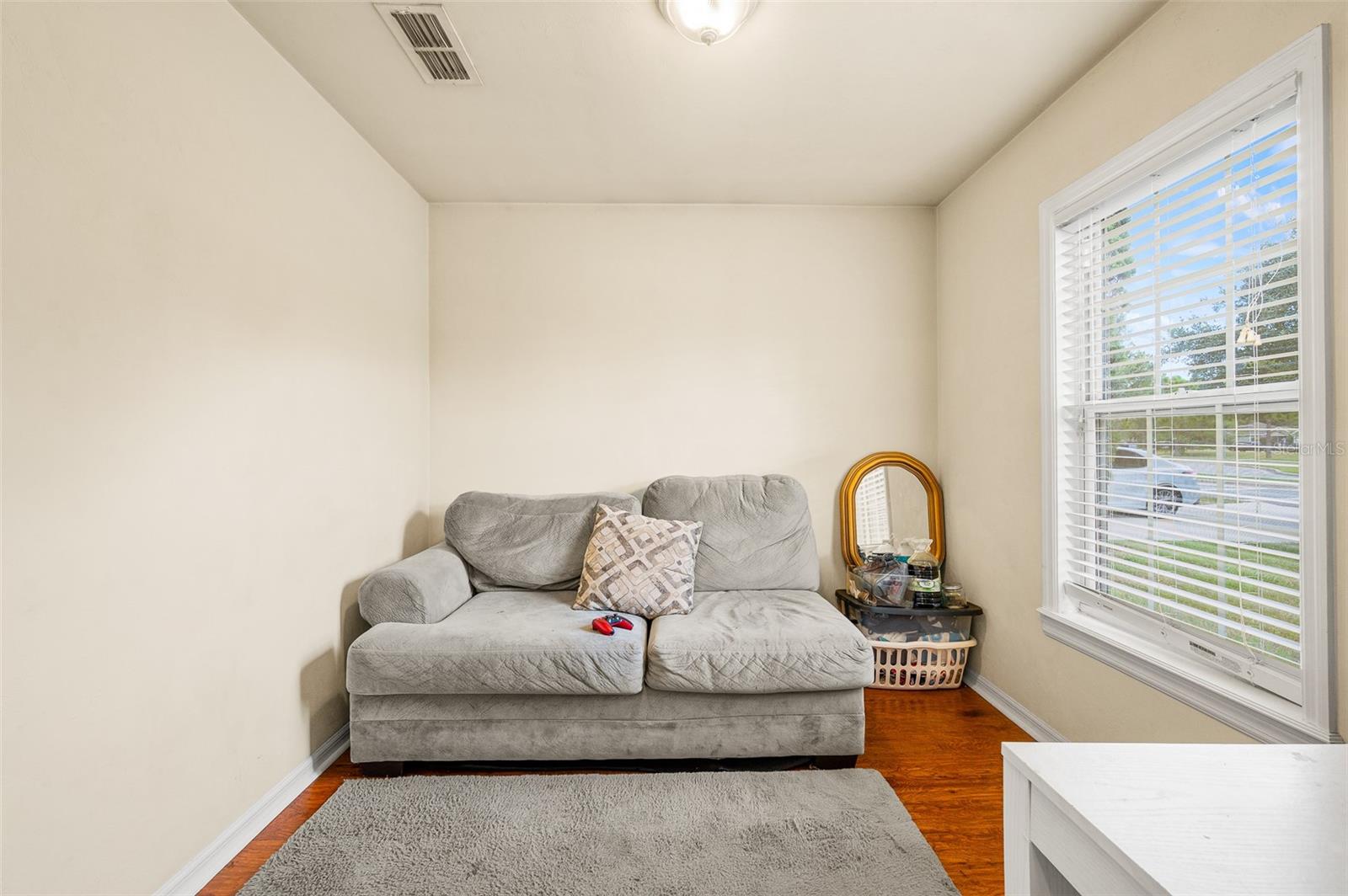 Image 9 of 32 For 7634 88th Street
