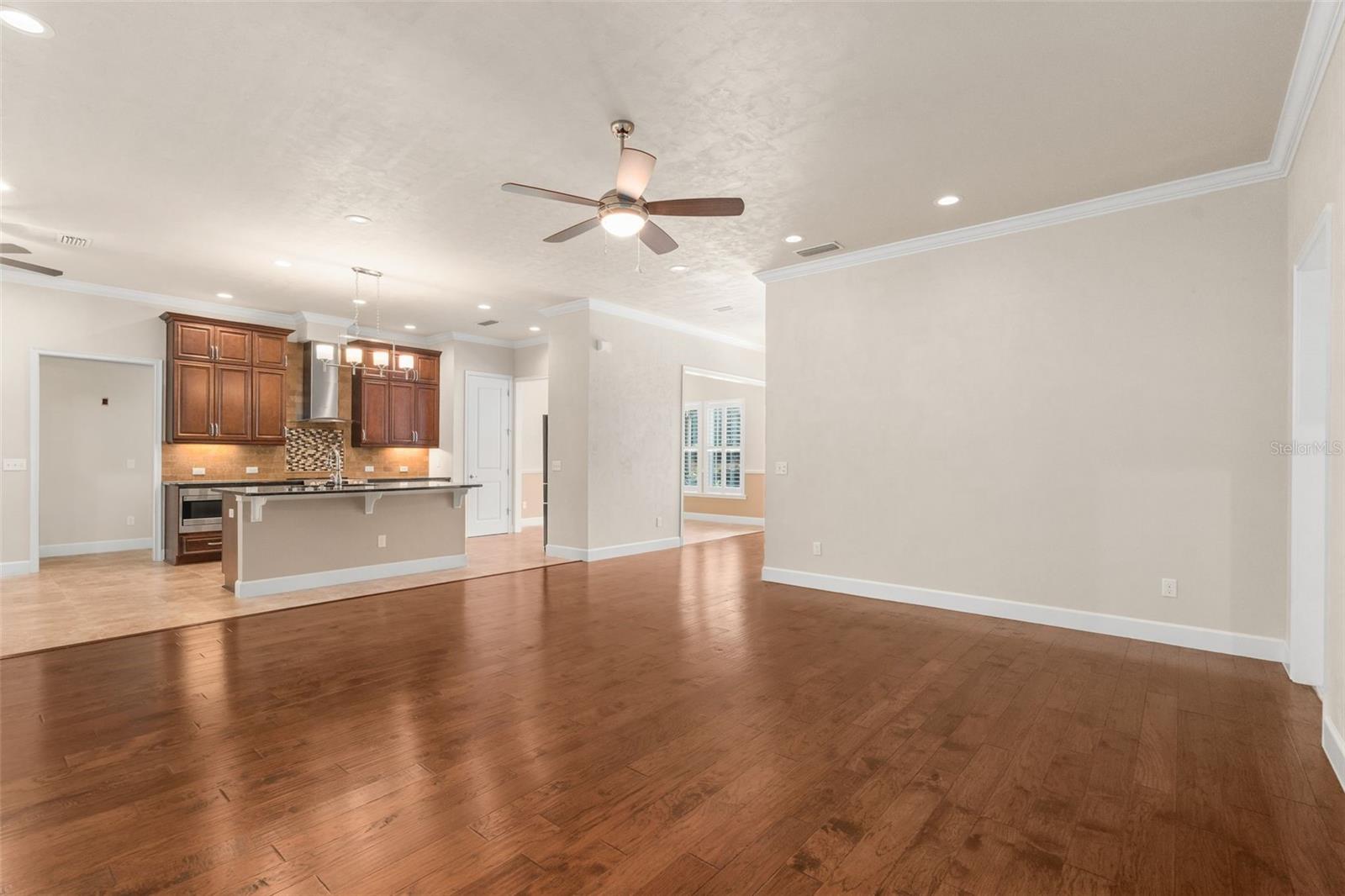 Image 10 of 63 For 11922 3rd Lane