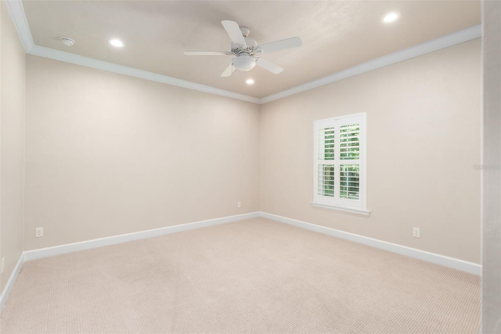 Image 36 of 63 For 11922 3rd Lane