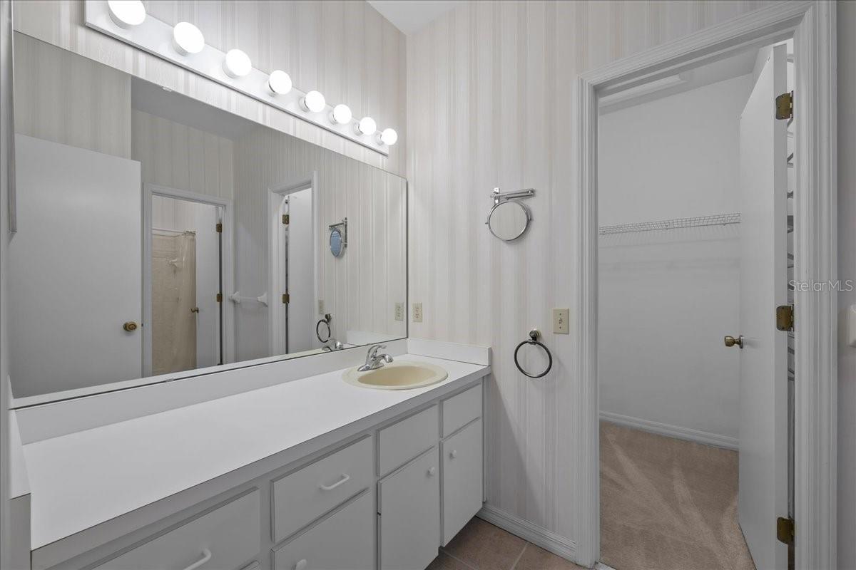 Image 17 of 36 For 3726 53rd Road