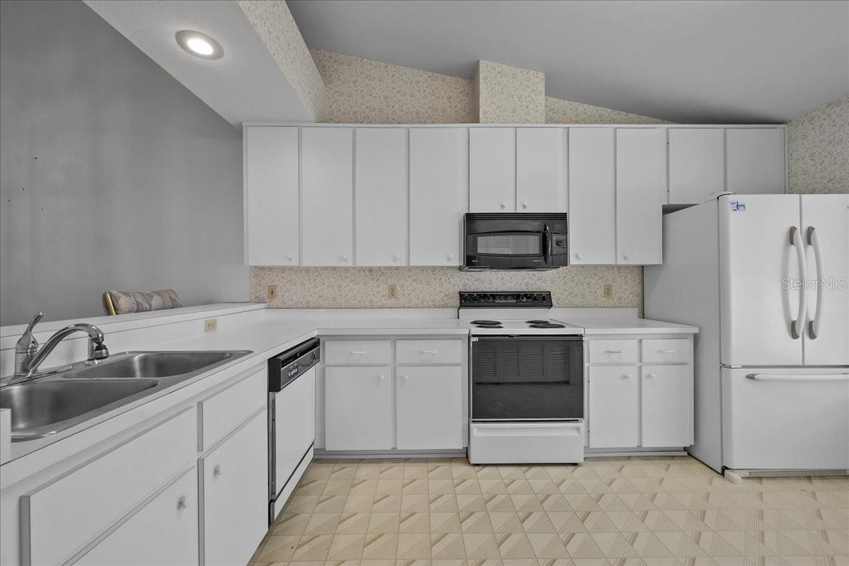 Image 5 of 36 For 3726 53rd Road