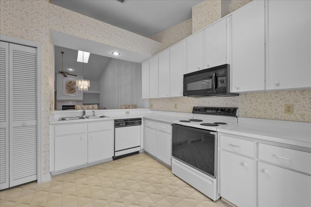 Image 6 of 36 For 3726 53rd Road