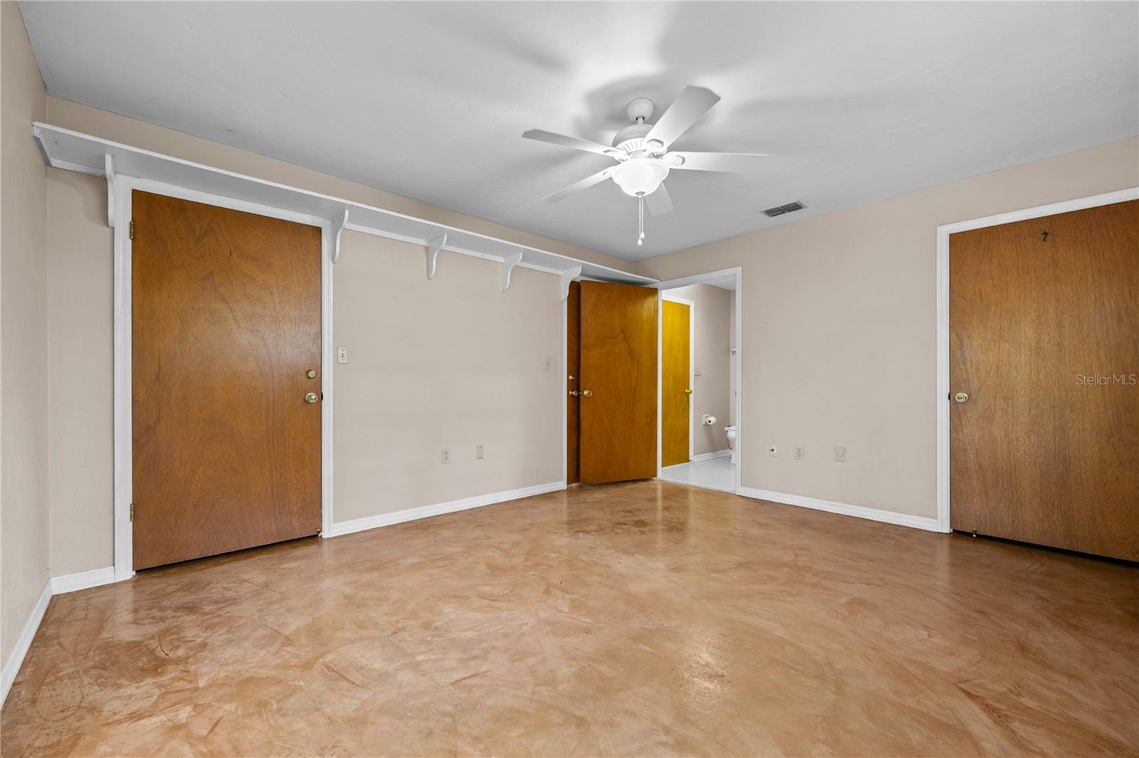 Image 26 of 33 For 211 Heflin Avenue