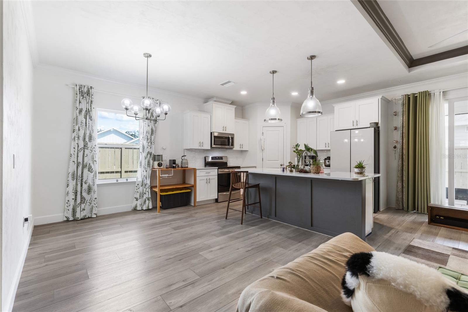 Image 4 of 17 For 6711 13th Lane