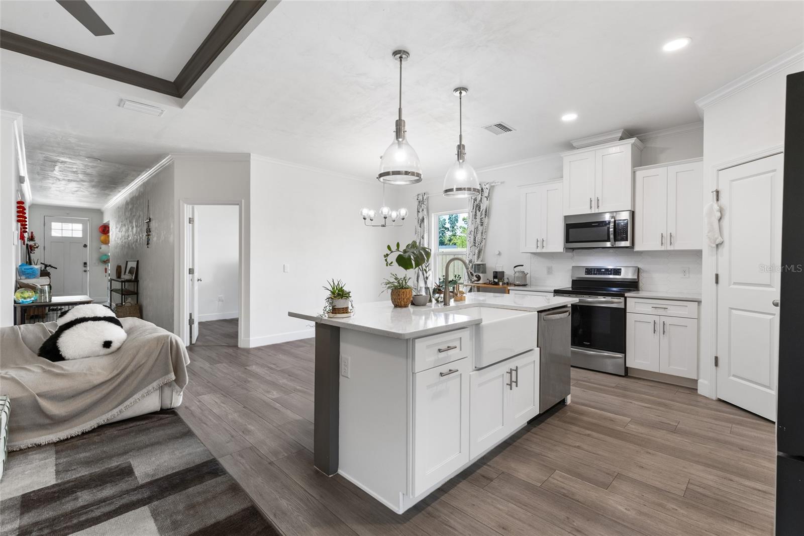 Image 7 of 17 For 6711 13th Lane